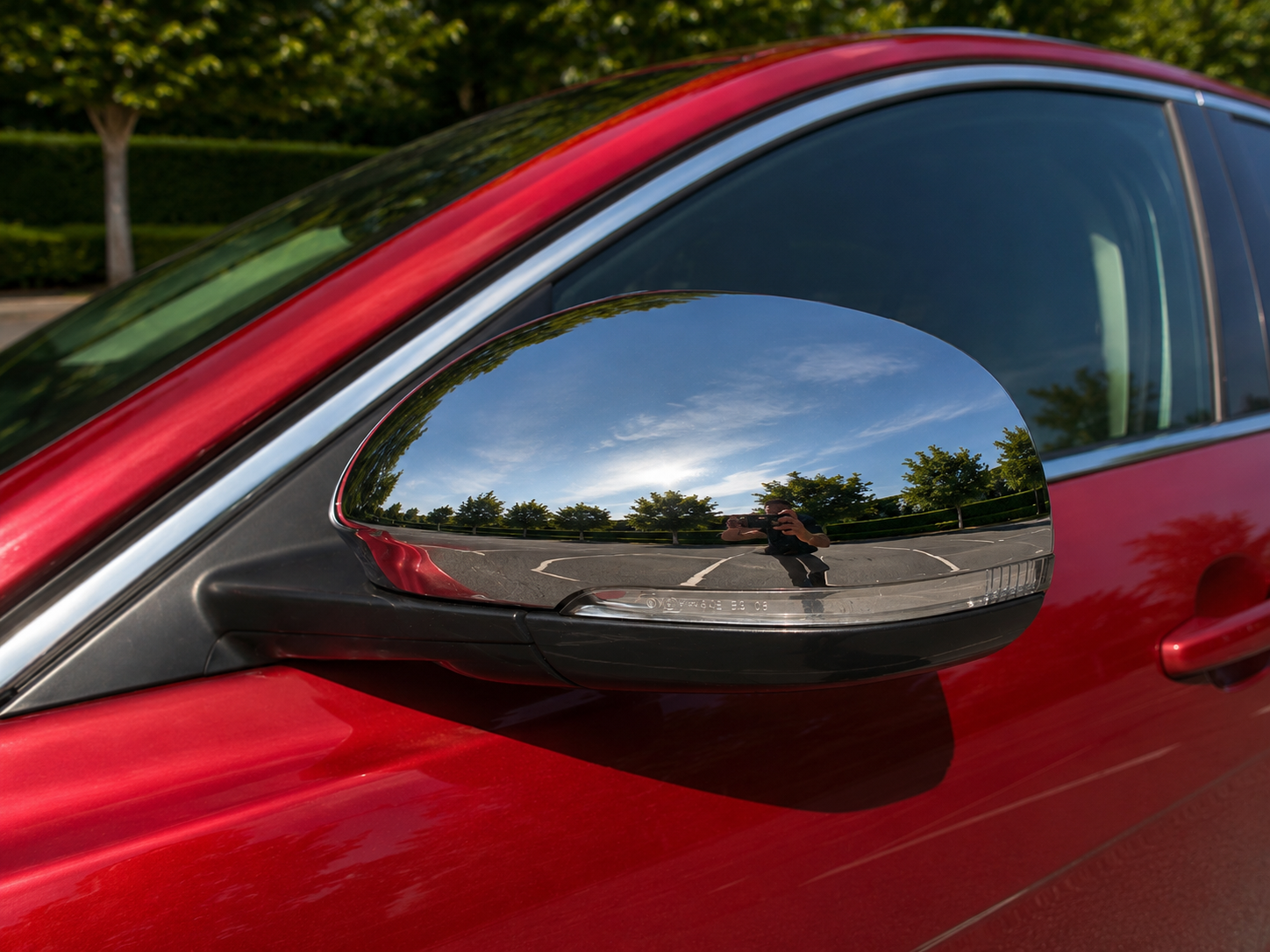 Jaguar XE photo 8